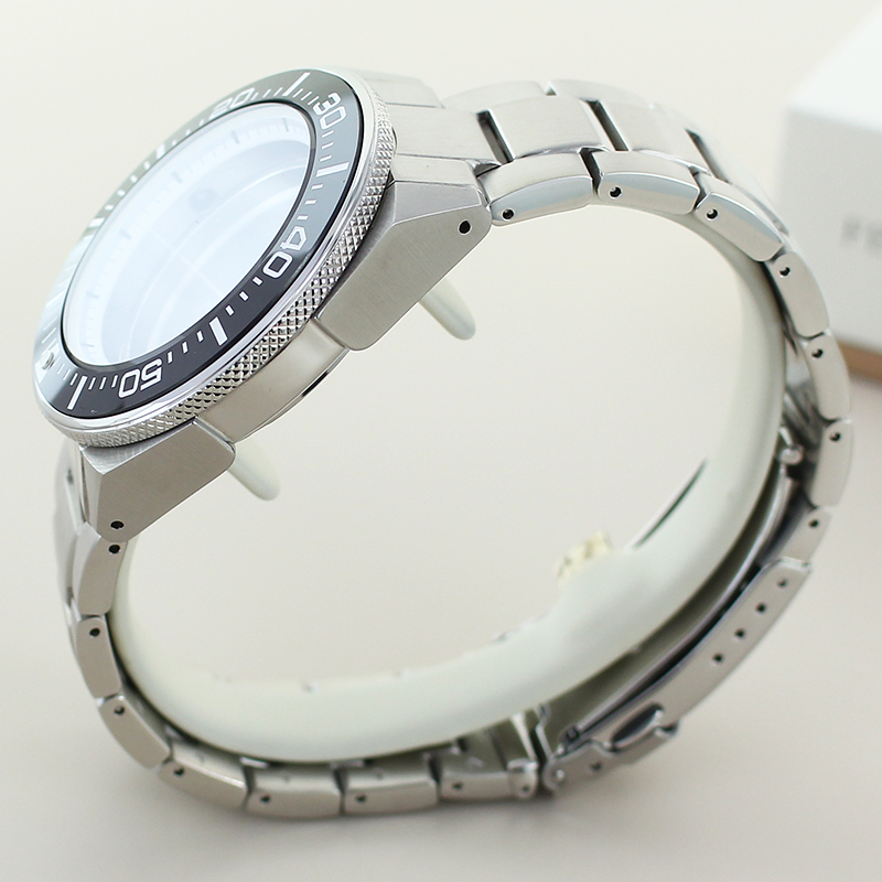 43mm sportduikhorloge kast en  - Citizen Watch Tsuyosa recensie en prijs